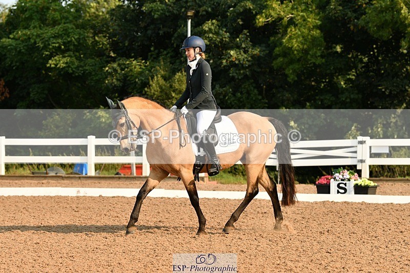 250817-090727-06759 - 065-Nicky.TurriffMyshall.Robby