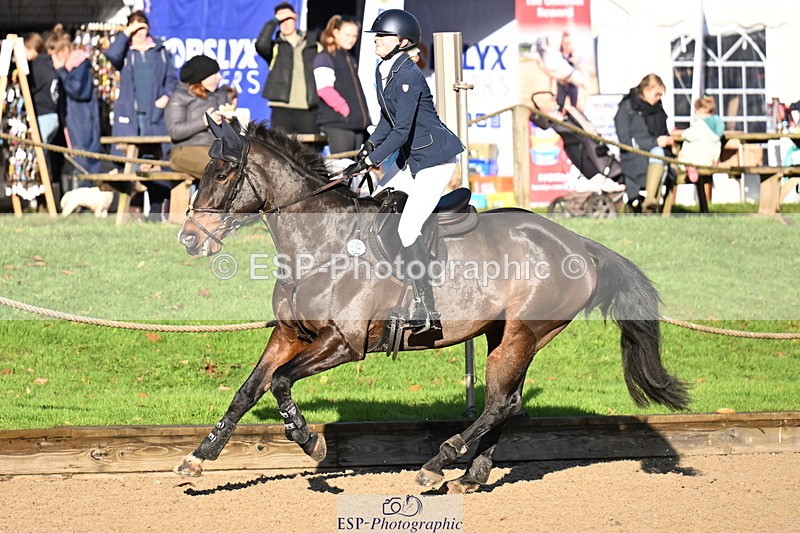 251024A-095928-06309 - B-126-Catherine.Van.Randwyck