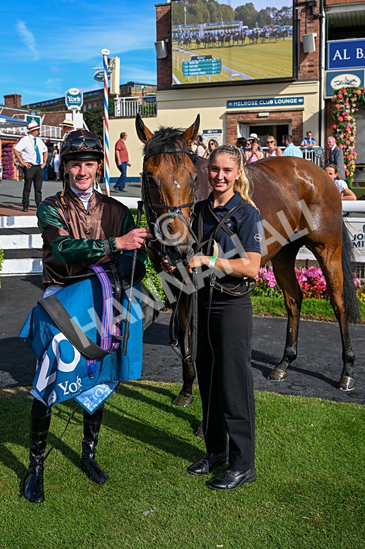 110726-Race 7-Magic Boy-2922 - Race 7 17.30pm John Smith's Sprint Handicap