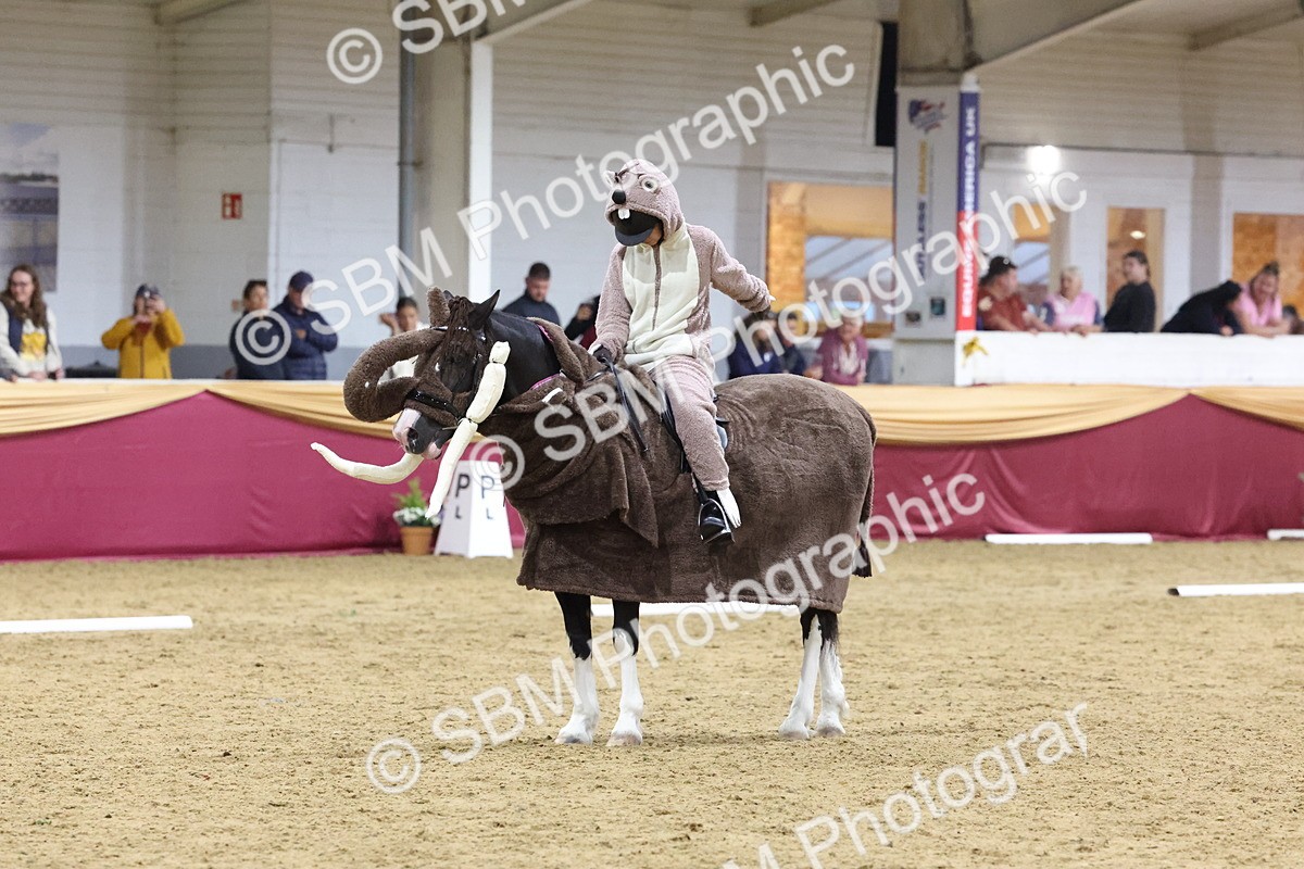 SBM_09987 - Class 52 Strictly Fancy Dress-Age