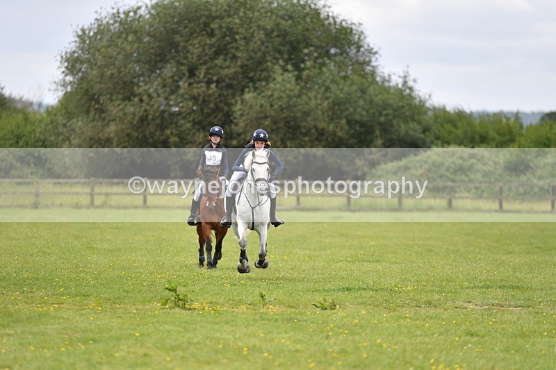 WJ5_3405 - Class 5 80cm Pairs