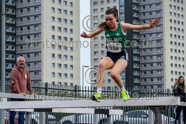 Nat26SUN-913635 - Track Female