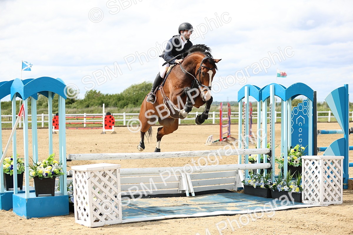 SBM_001266 - Class 5 - Senior Foxhunter - 1.20m