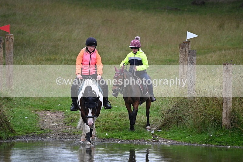 WJ7_6640 - Time at Water 09:30 to 10:00