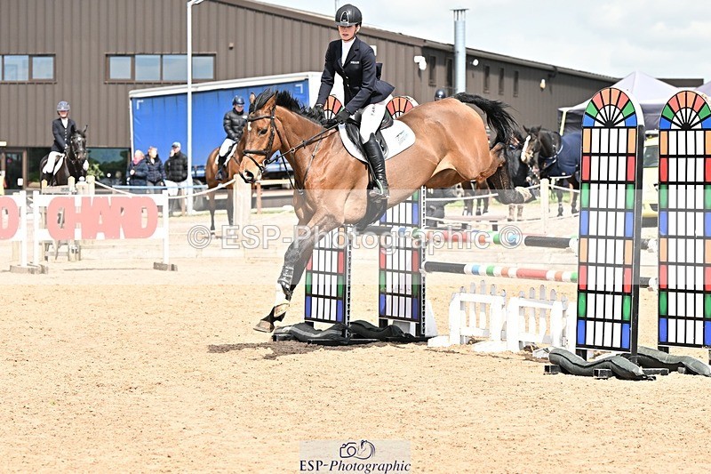 250416-120436-00742 - Cls 3 Snr 1.05m Open