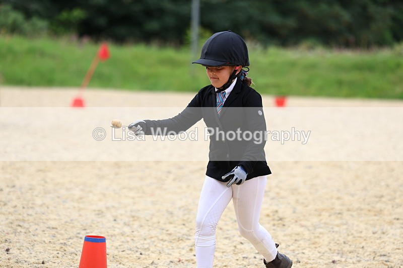 3E7A0063 - Egg and Spoon