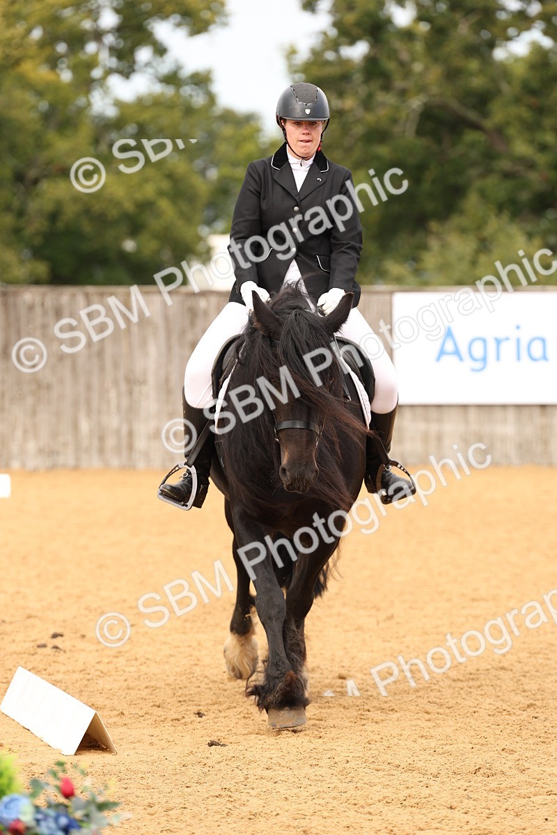 SBM_03572 - D1 - Small Tour Championship Intro 1
