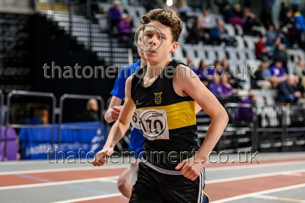 AgeInd25SAT-910416 - Track Male