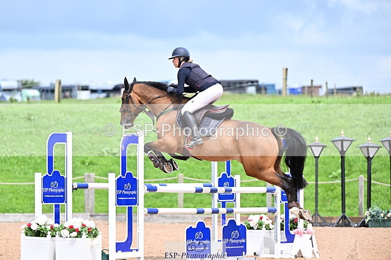 240726A-135446-01546 - Cls 3 Snr Foxhunter