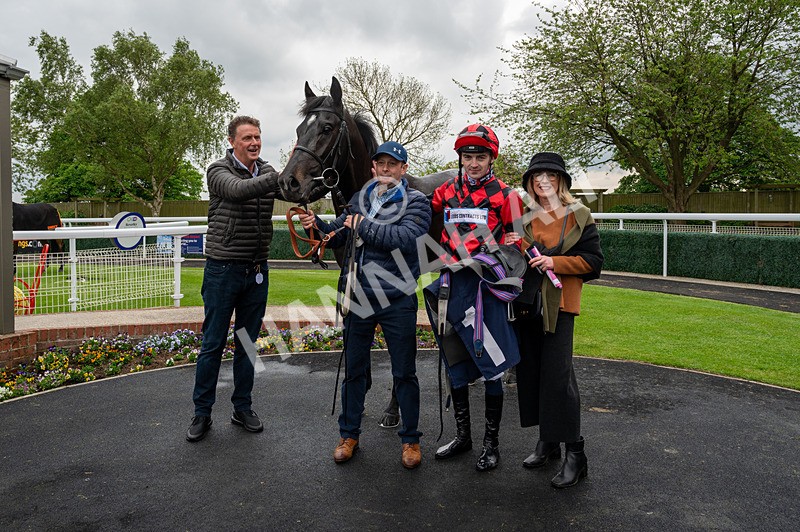 140524-Race 6-Flickering Halo-6496 - Race 6