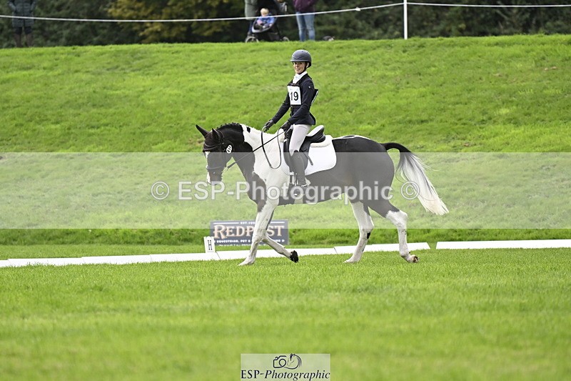 251023A-120409-03993 - F-419-Helen.du.Heaume