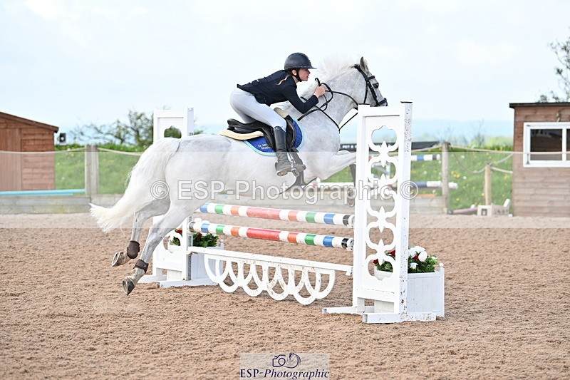 240506A-110838-08422 - Cls 3  Pony Discovery & 90cm Open
