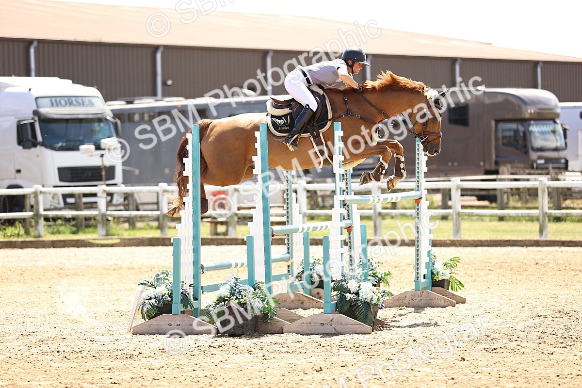 SBM_001418 - Class 16 - GFS Senior Newcomers 1.25m