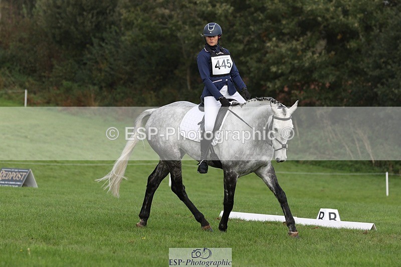 231019-143109-04006 - 445-CRUISING.BORO-Lucy.Knight-DR