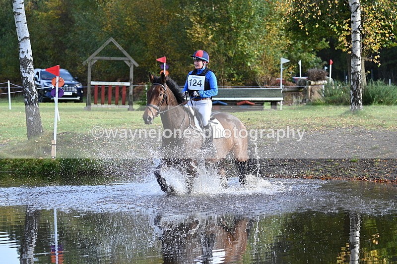 WJ7_0349 - 80cm Cam 2 Water Time 10:45 to 11:06