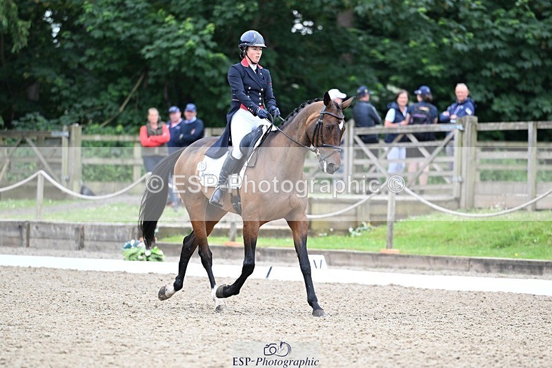 260529A-115432-08122 - G-763-Kirsty.Chabert
