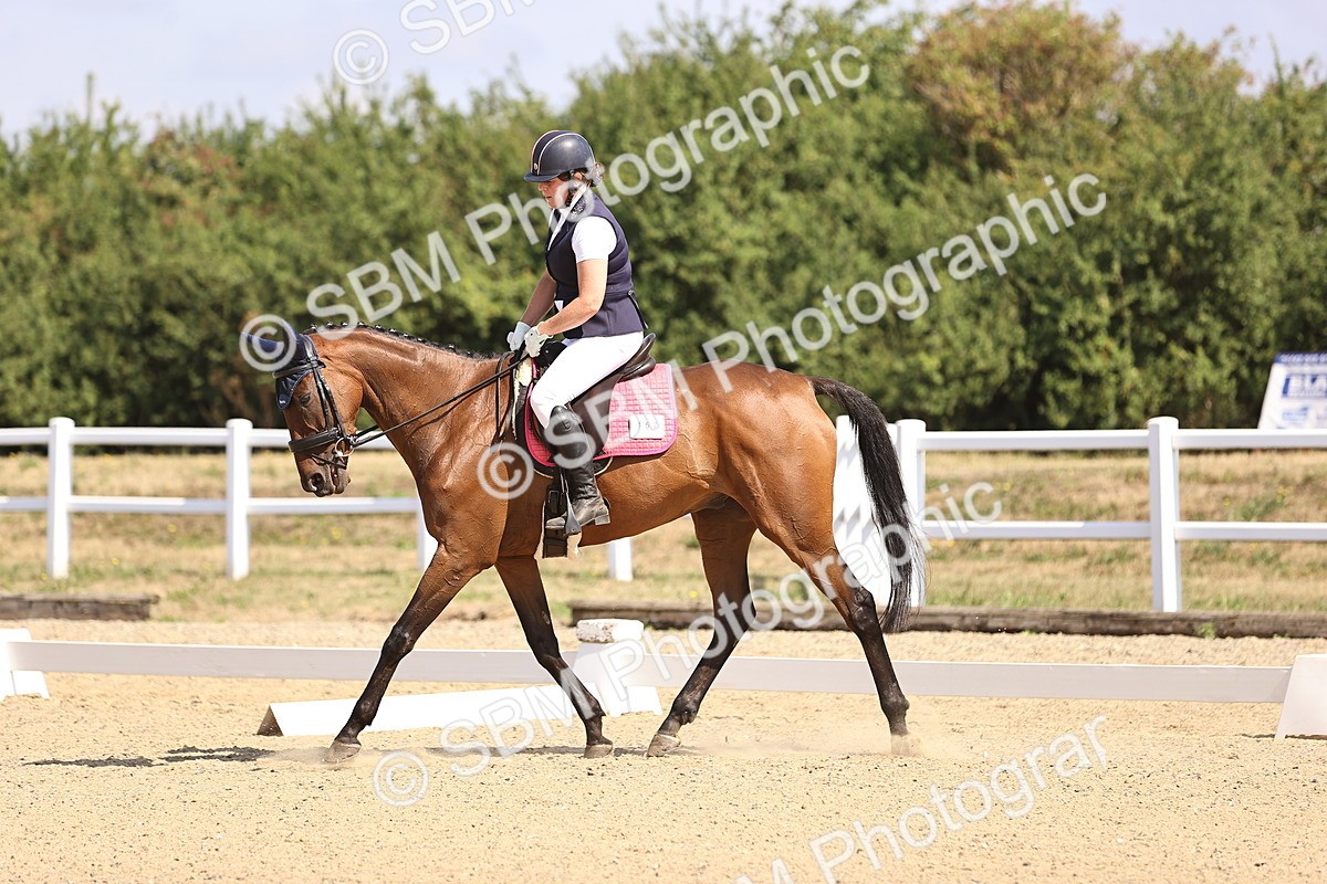 SBM_006507 - Intro 3 - 9.46-10.46