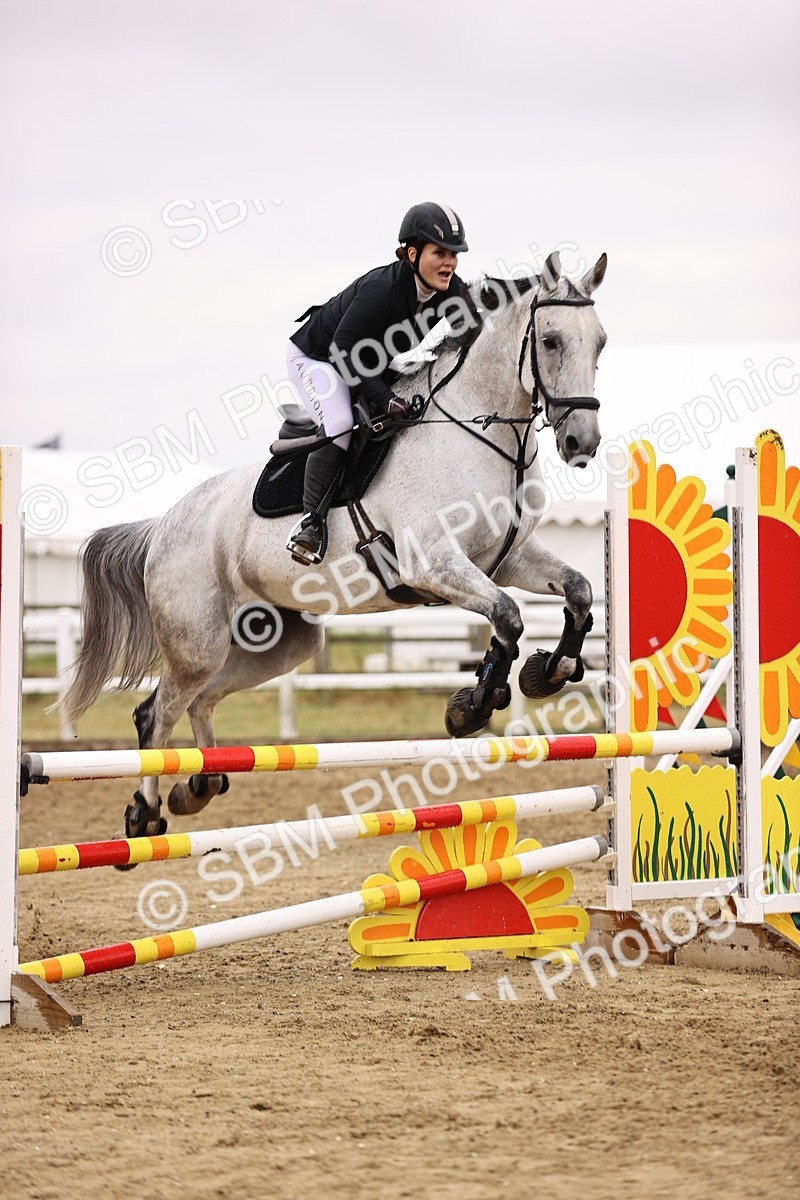 SBM_025169 - Class 9 - Senior British Novice - 90cm