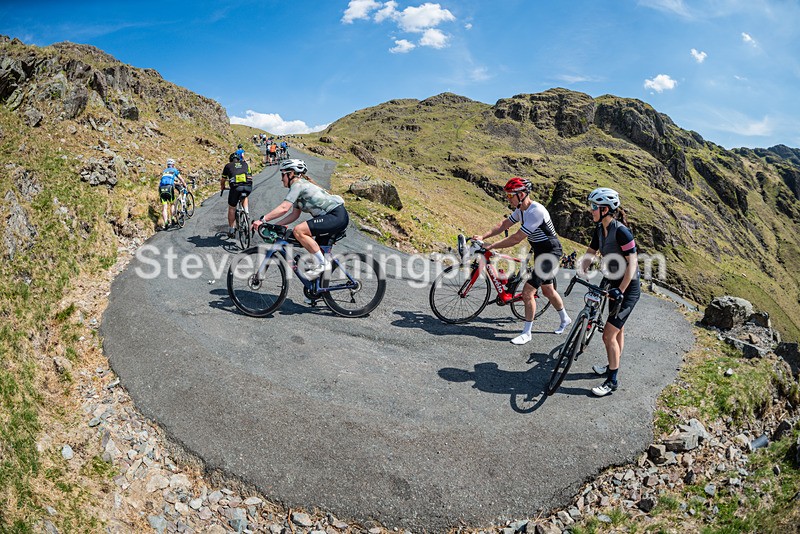 145003 - Hardknott Hairpin 14.00 - 15.00