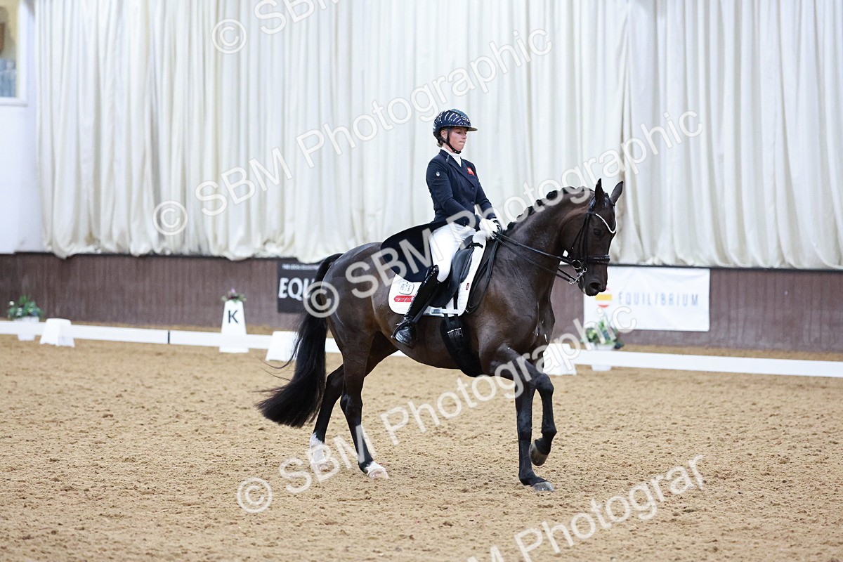 SBM_021682 - Class 14 - FEI Grand Prix - 18.52-19.37