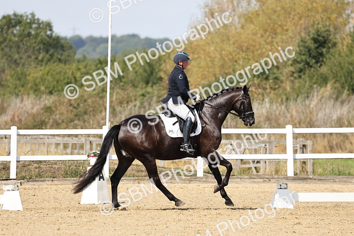 SBM_018611 - Class 16 - Novice 5 - 12.08-13.11