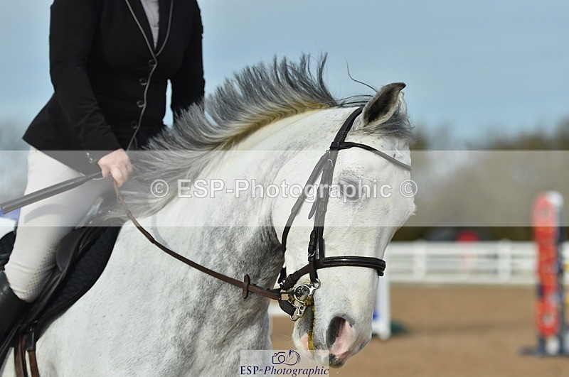 231111A-132220-02120 - Cls 12 Newcomers & 1.10m Open