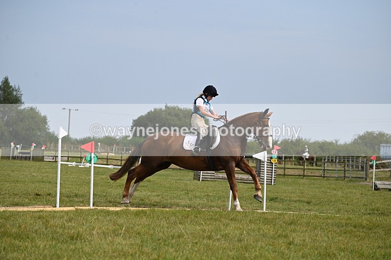 WJ6_1305 - 60cm XC Time 12:55 to 13:19