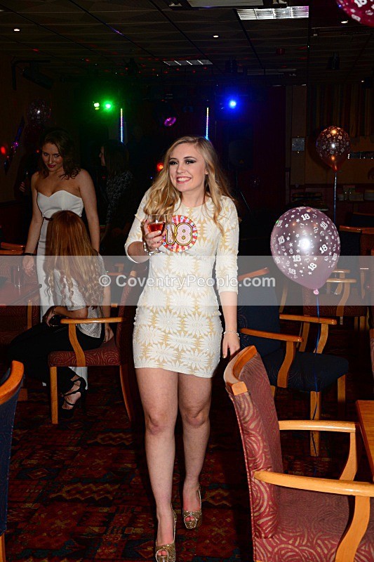 KIR_0038 - Kirstie