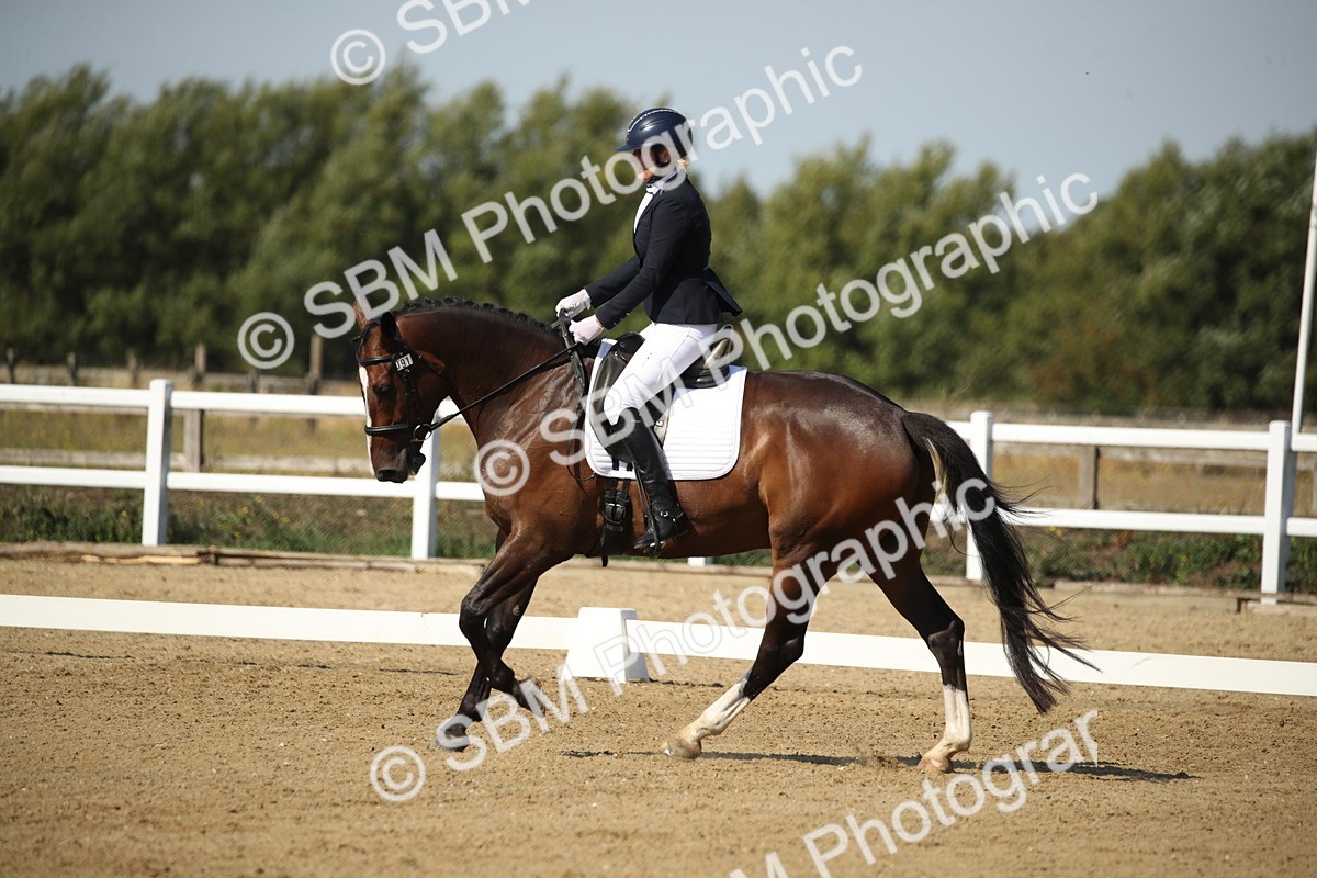 SBM_004112 - Class 11 - Novice 5 - 10.24-11.20