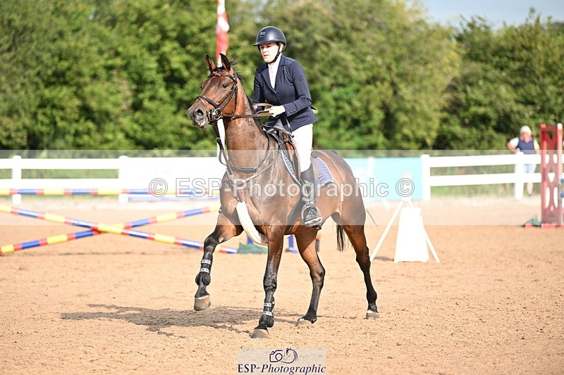 240802A-090411-03299 - Cls 21 A&B Brit Nov & 90cm Open