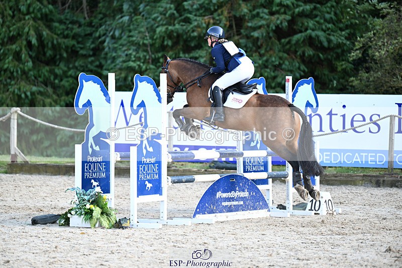 240824X-165114-30441 - 80cm Jump Off