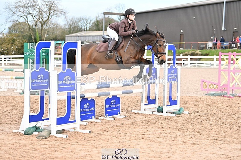 241117X-100152-03555 - Cls 09s Pony intro 90cm