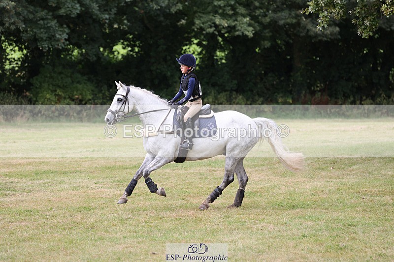 240825X-115957-32389 - 70cm XC 11.00 to 12.00