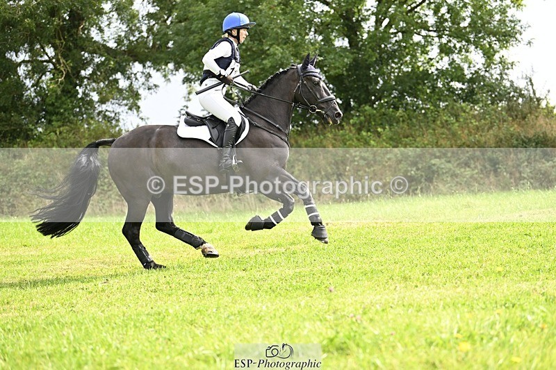 240831A-114436-01641 - 110-Laura.Pritchard-TOUCH.OF.SILK.I