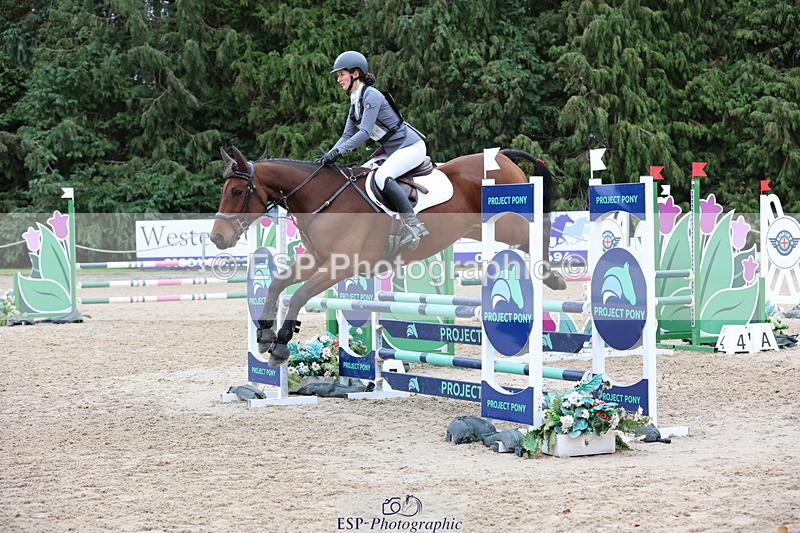 251026A-135053-26096 - G-516-Zara.Bucknell