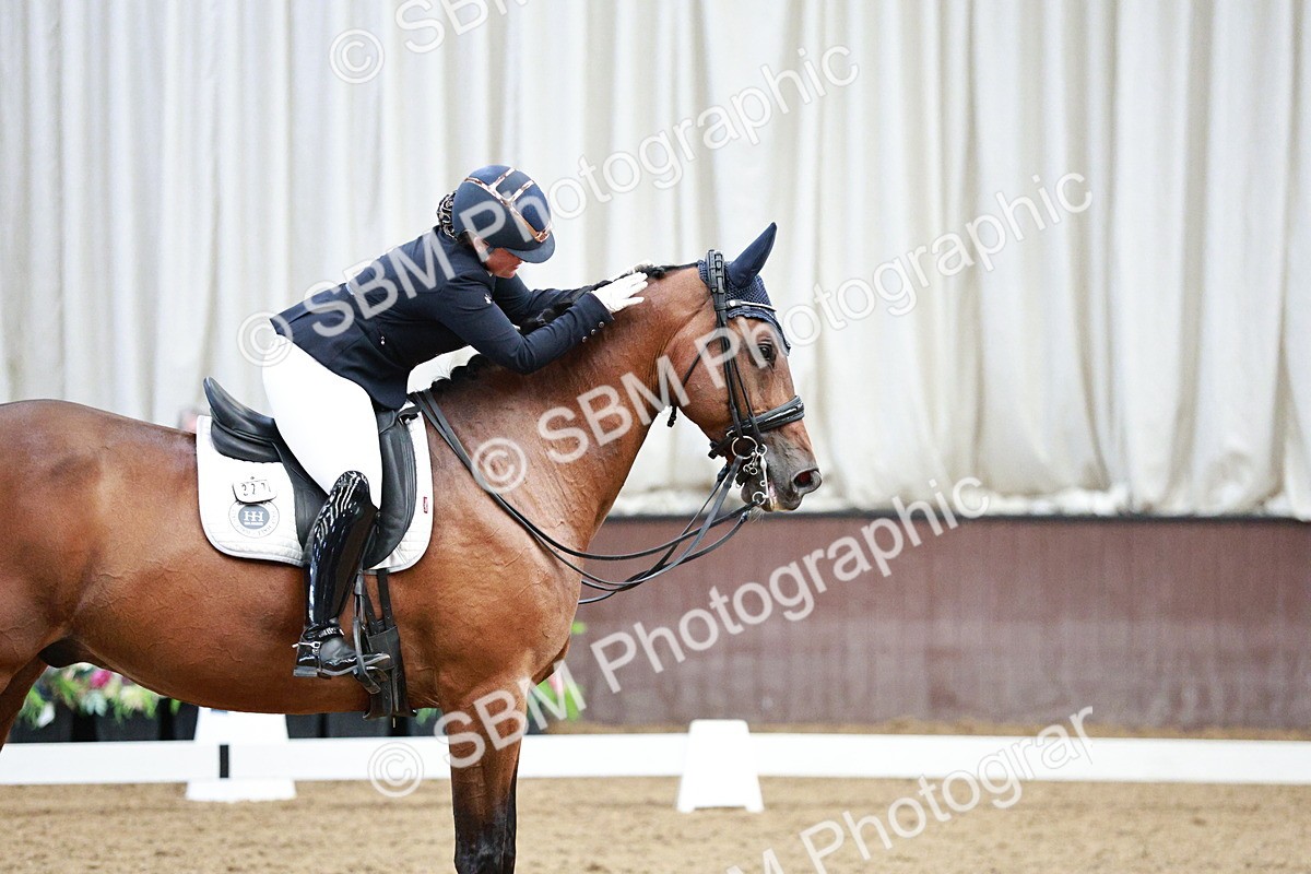 SBM_006592 - Class 16 - Advanced Medium 5 - 16.02-17.22