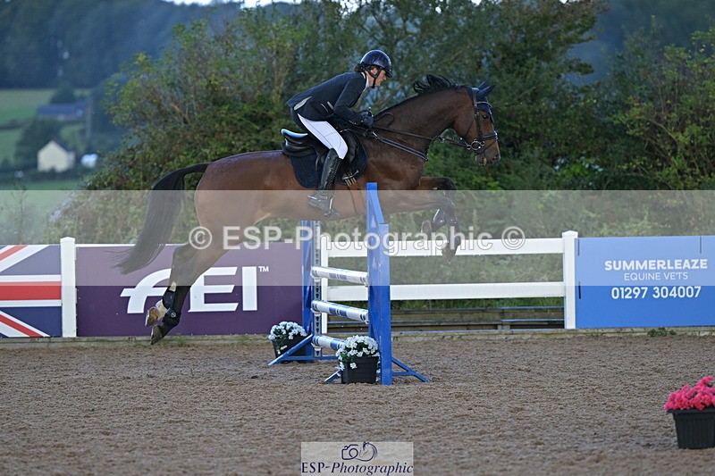 240912A-101750-00960 - Cls 8 Snr British Novice and 90cm Open
