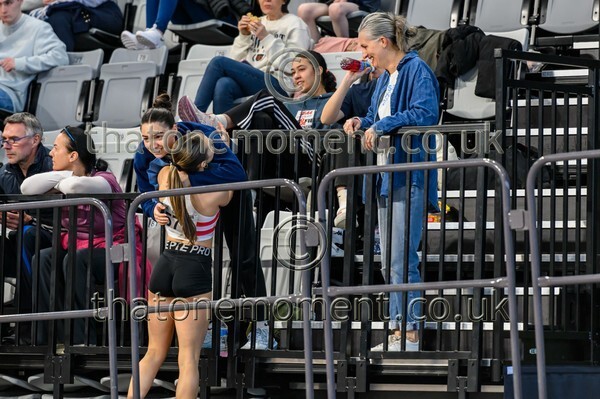 SeniorInd25-918917 - Field Female