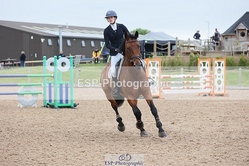 250524-130610-04914 - Cls 15 Snr Fox 1st Rnd