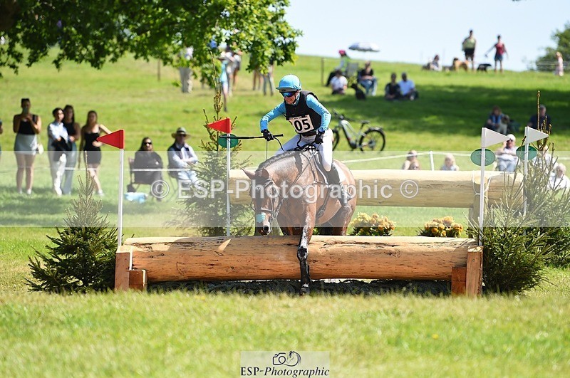 230527-111848-09137 - 305-BARRINGTON_57-Izzy_Taylor-XC