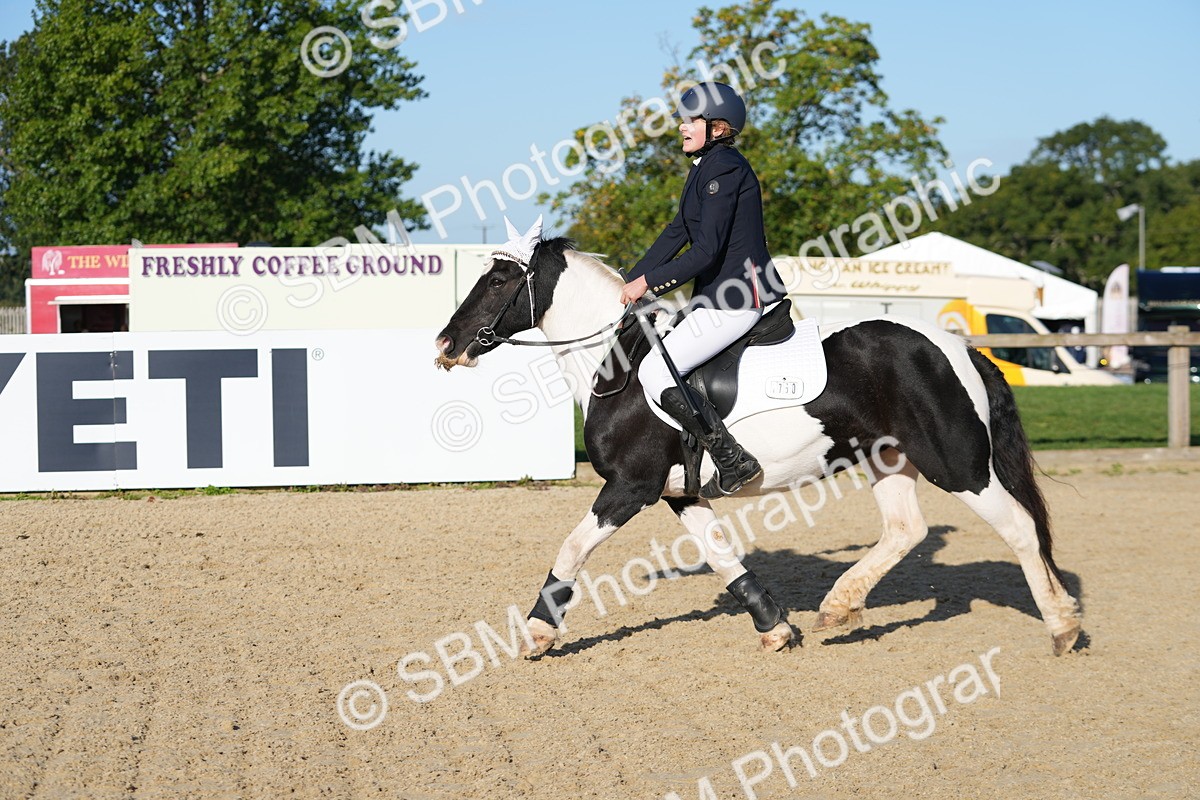 SBM_14392 - J57 - Clear Round 60cm