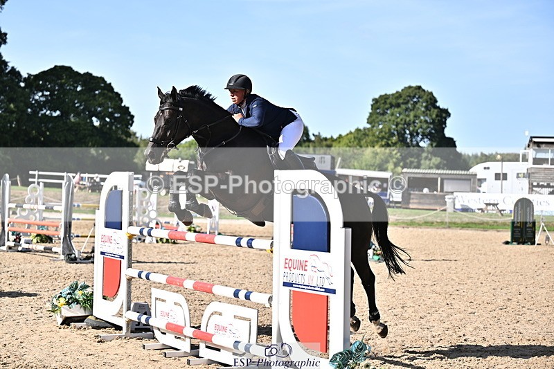 260906A-161147-04598 - Cls 24 Snr Foxhunter