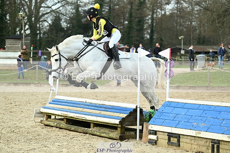 250309A-103501-00588 - Cls 01 70cm 09-50 to 10.30