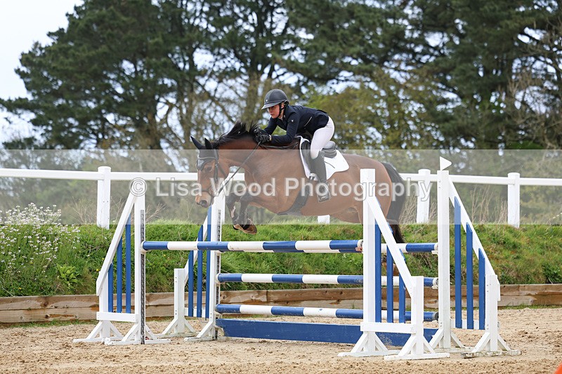 3E7A1887 - Class 7: Senior Newcomers/1.10m open