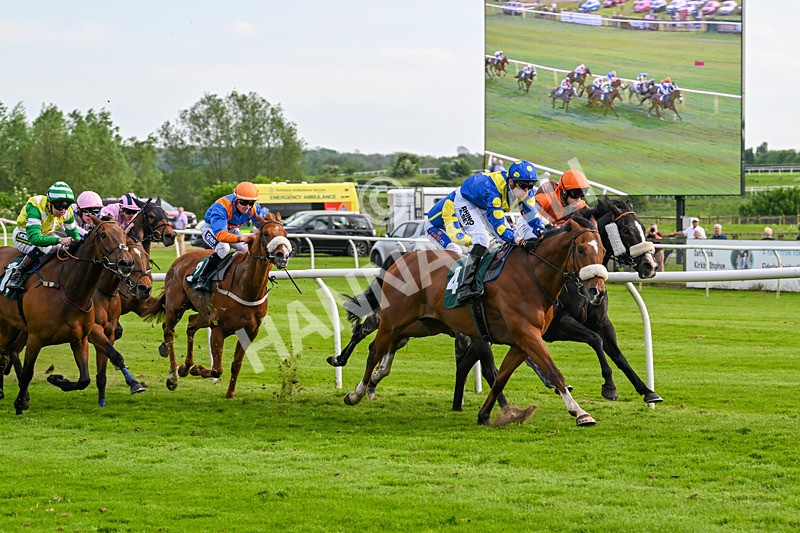 130524-Race 7-Hail Sezer-1070 - Race 7