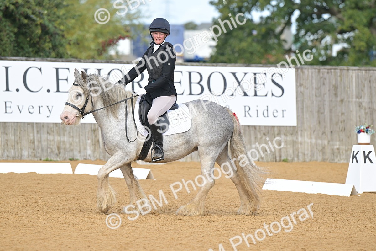 SBM_03752 - D2 - Small Tour Championship Intro 2