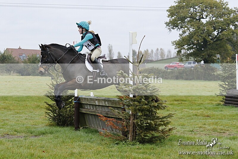 WWHT 181020 WWHT 181020 240 - WWEC Novice Restricted (0.80m) 18/10/20