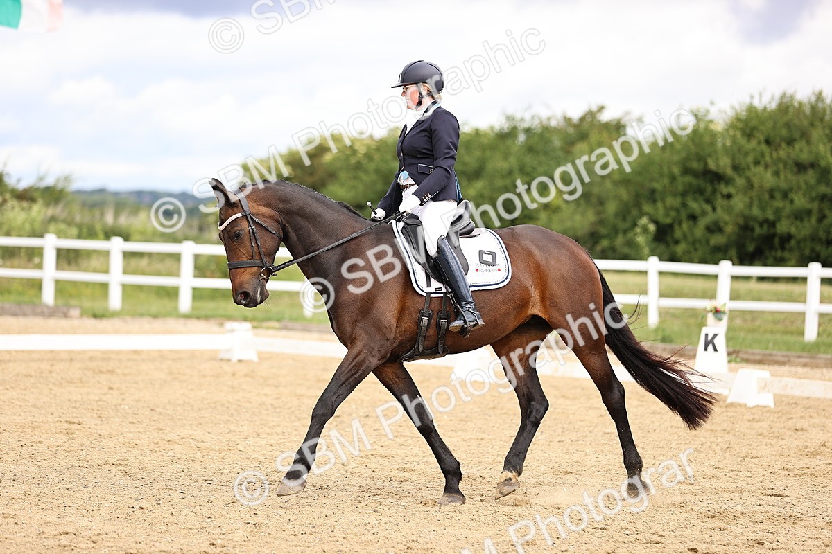 SBM_001998 - Class 2 - Novice 4 - 10.36-11.39