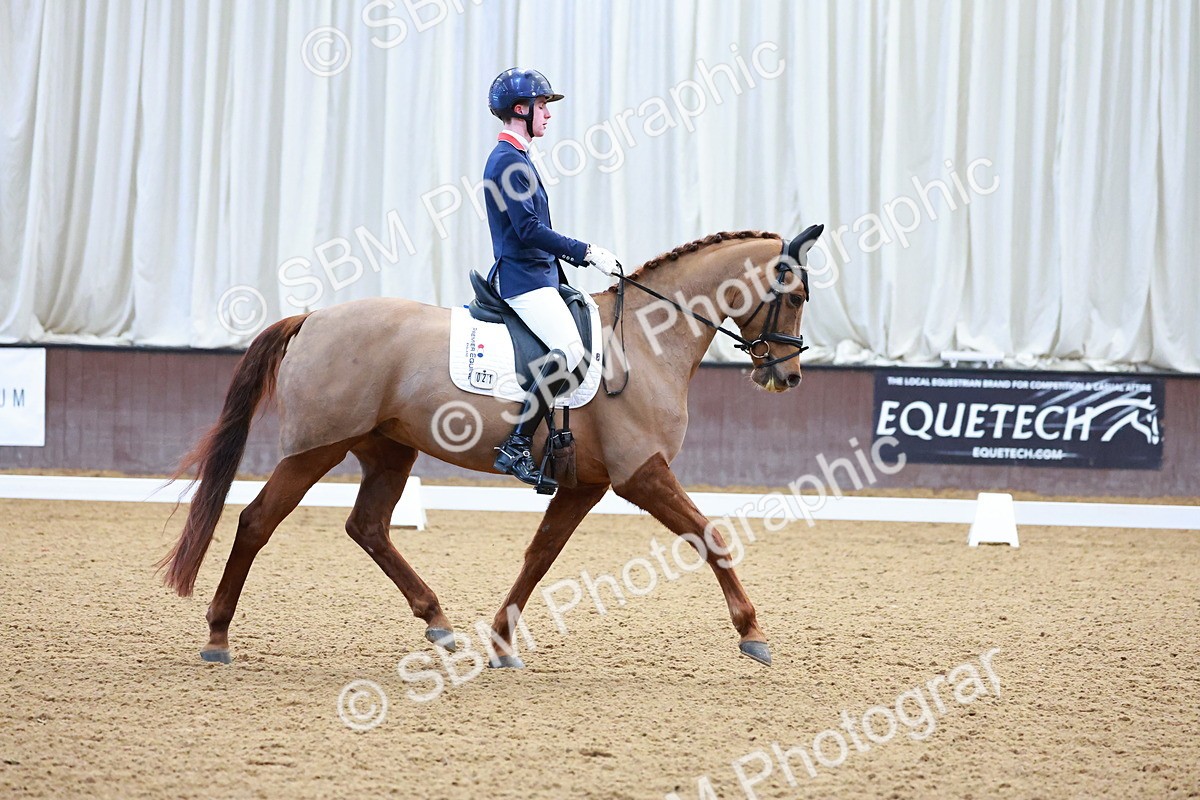 SBM_001300 - Class 18-15-16-22 - Elementary 5 Novice 5-Novice 6