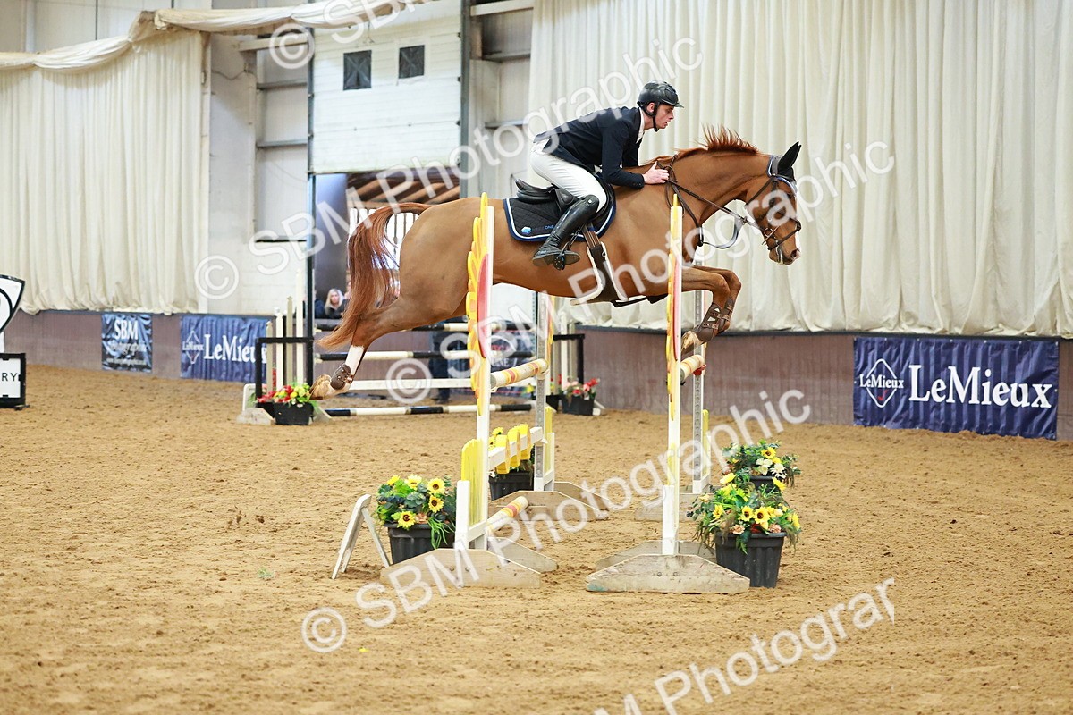 SBM_007039 - Class 19 - Senior Newcomers 1.10m